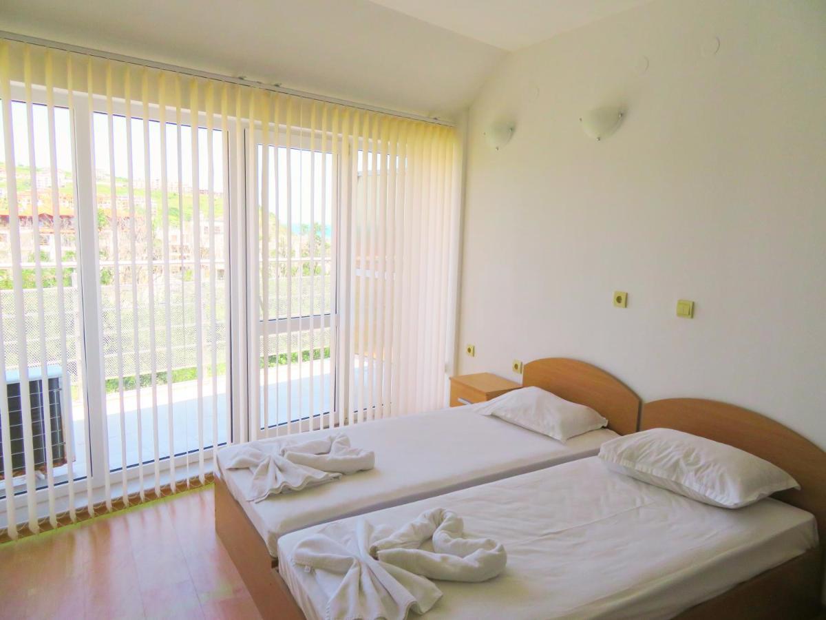 Апартамент Съни Хаус - Sunny House Apartment เบียลา ภายนอก รูปภาพ