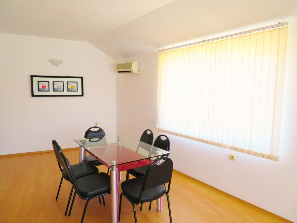 Апартамент Съни Хаус - Sunny House Apartment เบียลา ภายนอก รูปภาพ